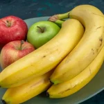 mela-vs-banana-i-nutrizionisti-ci-hanno-detto-dove-ce.webp.webp